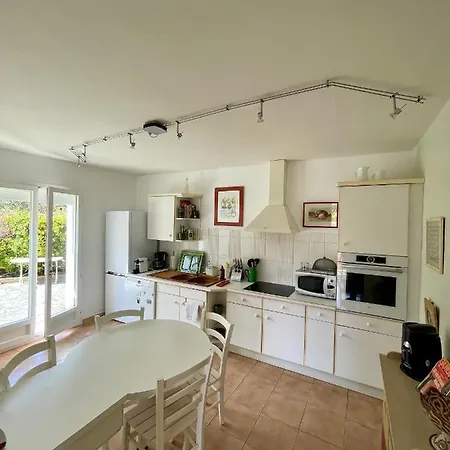 Avec Jardin Pour 6 Personnes A La Semaine Вилла *